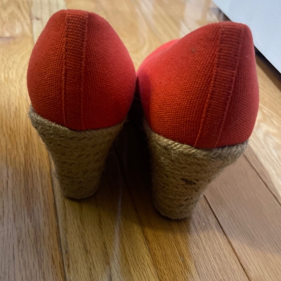 🔥 J.Crew Seville Red Wedge Espadrilles – Size 8.5 – Like New! 🔥 - Picture 3 of 9